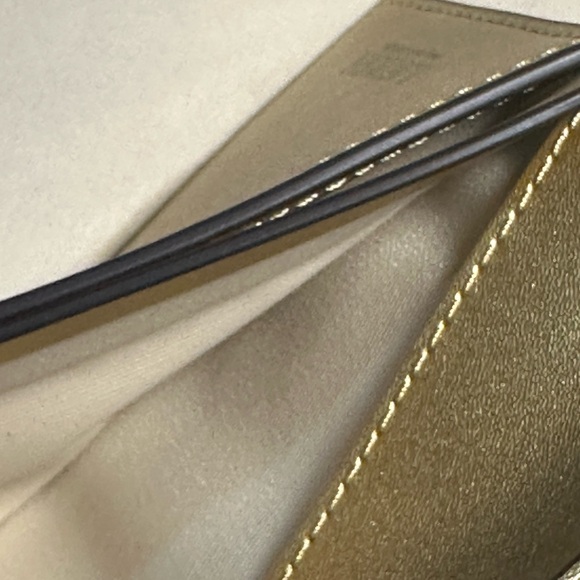 Ralph Lauren Gold Leather Wallet - Picture 12 of 13